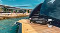 YACHT01.jpg