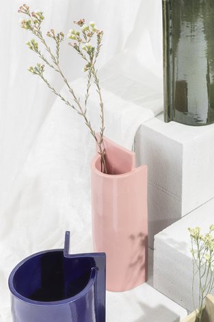 Adela-Bacova-Blocks-Vases-detail-2.jpg