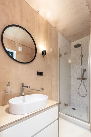 Adela-Bacova-Design-Fashion-Line-Bathroom.jpg