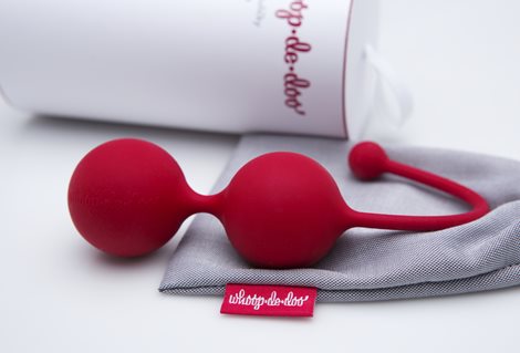 2014_venus-balls_classic-red_by-jan-pribylsky.jpg