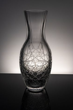 International-Biennale-of-Glass-v-Sofii-2021-bude-vystavena-Fractal-vase.jpg
